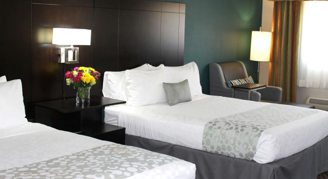 Четырёхместный номер Standard Best Western PLUS La Mesa San Diego