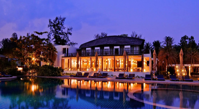 Twin Lotus Resort and Spa - Adults Only