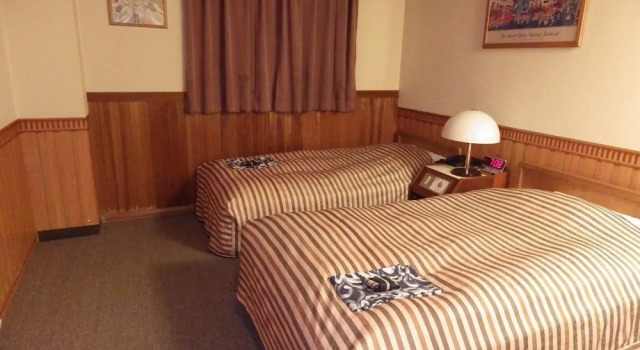 Business Hotel Masutachi, Boek Hotel Hotels in Tokai met parkeren, Parkeren