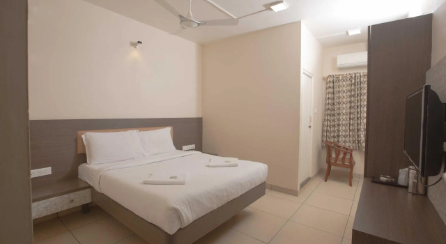 Номер Standard Hotel Sownthariyam