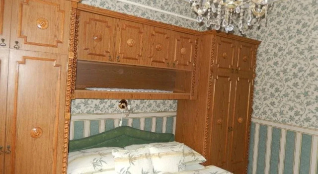 Henrietta Apartmanház