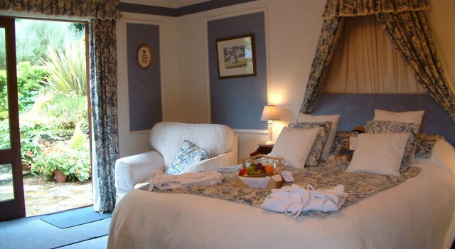 Tor Cottage, Забронировать Отель «постель и завтрак» Бизнес-отели Англии, 4* 5*