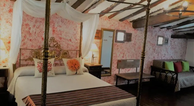 Los Colmenares, Book Hotel Hoteller i La Rioja med parkering, Parkering