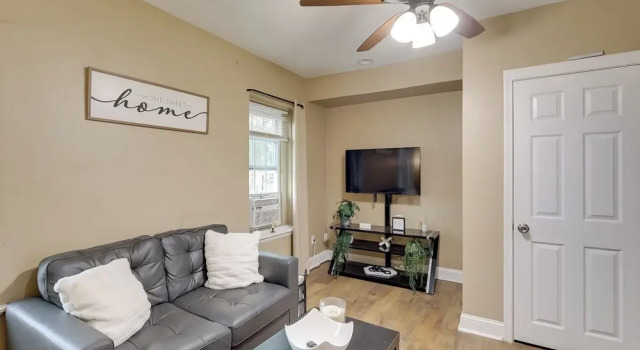 1 Mi to Dtwn Wilmington: Convenient + Cozy Home!, Забронировать Апартаменты/квартира Уилмингтон Делавэр, рядом с Делавэрский центр современного искусства