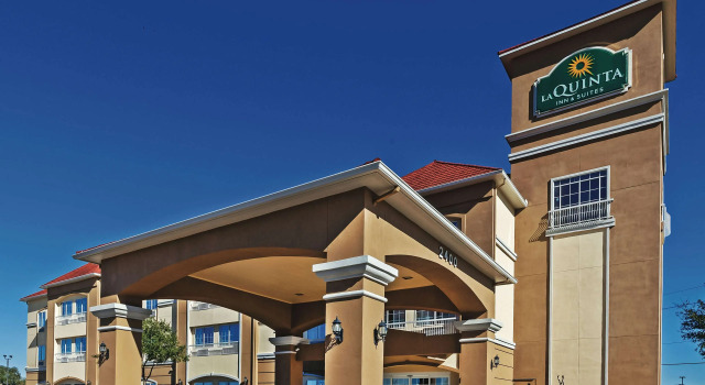 La Quinta Inn & Suites by Wyndham Angleton, Buchen Sie Hotel Angleton Texas Gulf Coast