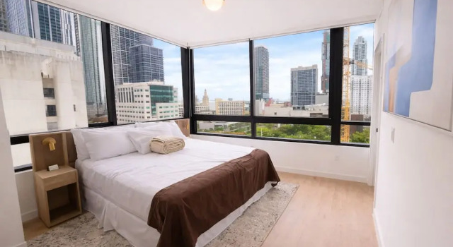 Номер Standard с 2 комнатами с видом на город District 225 Condo by Ionica