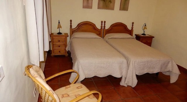 Casas Rurales Los Almendreros