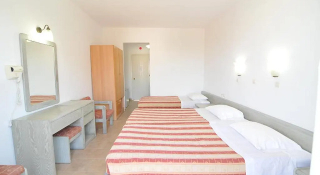 Трёхместный номер Standard Fourtounis Hotel