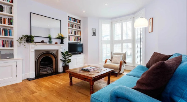 Between Clapton and Stoke Newington, Забронировать Отель Отели Англии 3 звезды, 3*