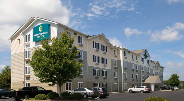 WoodSpring Suites Greenville Simpsonville, Забронировать Отель Симпсонвилл Южная Каролина