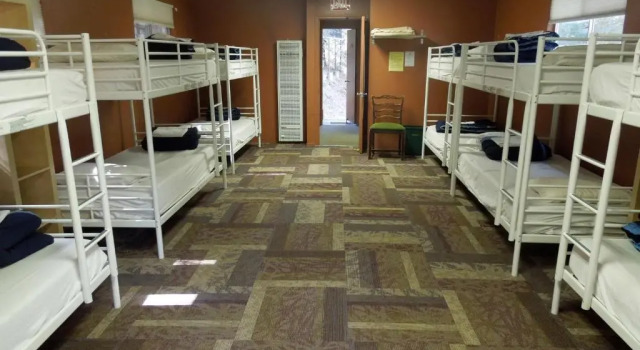 Кровать в общем номере Yosemite Bug Rustic Mountain Resort