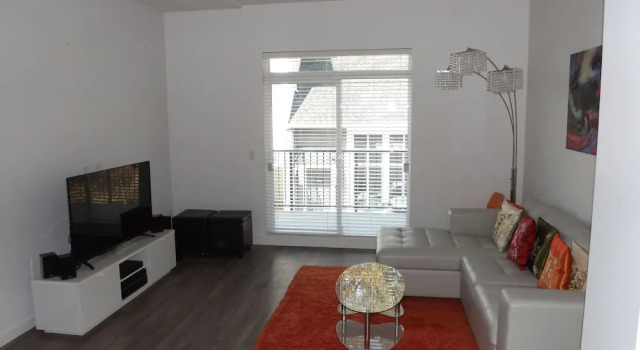 Welcome To Surrey Townhouse, Buchen Sie Hotel Surrey 
