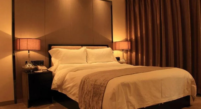 Quanshun Hotel, Book Hotel Hoteller i Urumqi med parkering, Parkering