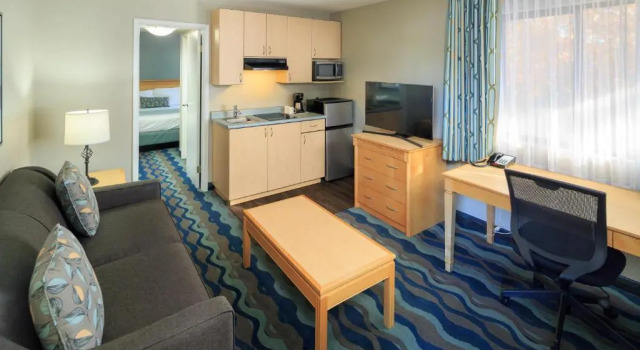 Люкс c 1 комнатой Accent Inns Vancouver Airport