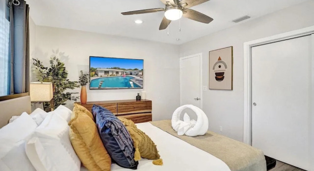 7 Br Home with Pool Gameroom & Soccer