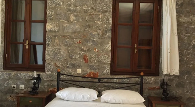 Las - Giannakakoy Traditional Stone Houses, Book Hotel Oítilon 