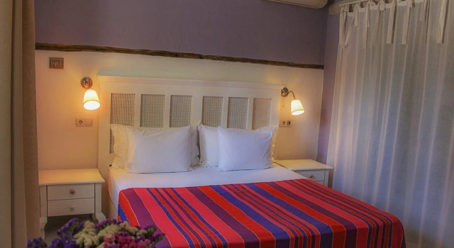 128A Hotel