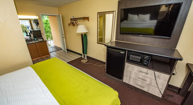 Двухместный номер Comfort с видом на город River Place Inn