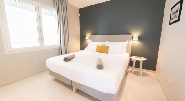 Апартаменты Eden Roc Villas