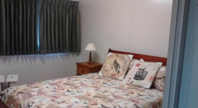 Cabarita Lodge, Book Bed and Breakfast  