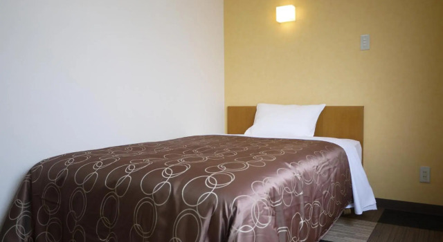 Hotel Select Inn Shikoku Chuo, Book Hotel Hoteller i Shikokuchuo med parkering, Parkering