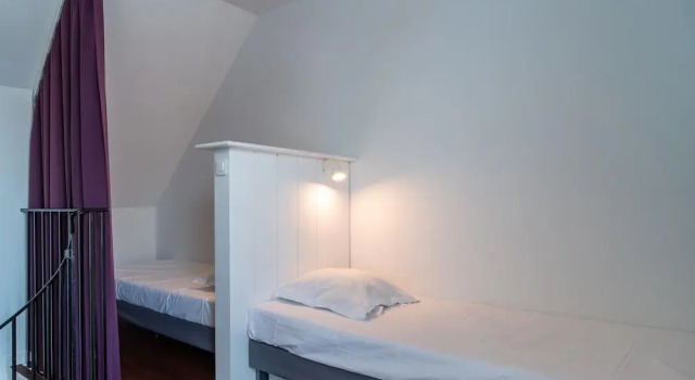 Duplex, 200m to Falaise Beach