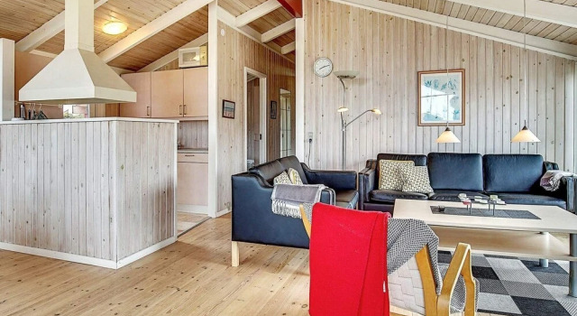 Welcoming Holiday Home in Hirtshals With Sauna, Забронировать Отель Отели Северной Ютландии 3 звезды, 3*
