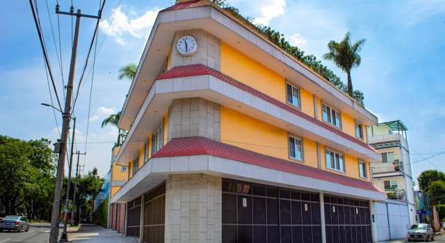 La Casa del Reloj - Zona de Hospitales, Book Hotel Mexico City Mexico DF