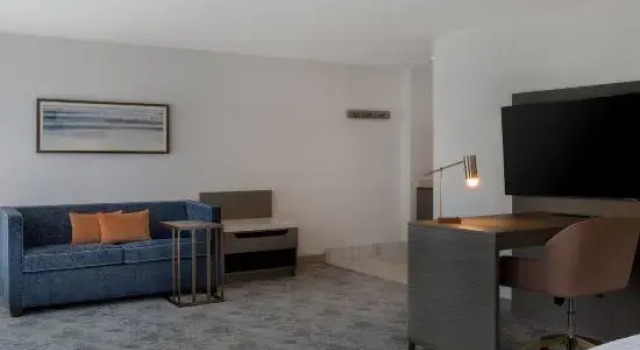 Dwuosobowy suite Best Western Charterhouse