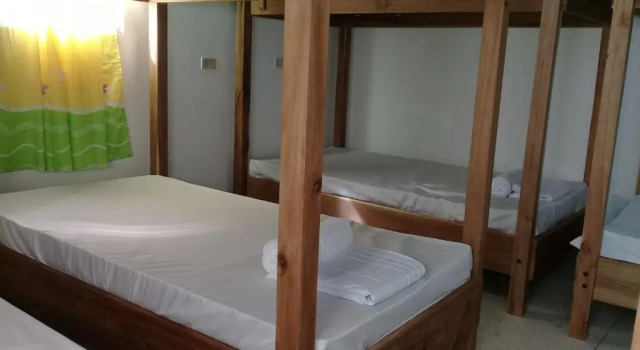 Кровать в общем номере (мужской номер) Hostel Quintonido