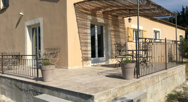 Entre Vignes et Collines, Забронировать Отель Метами Route de la Lavande