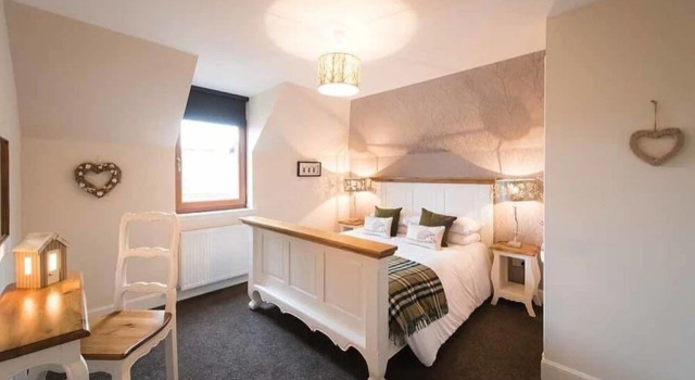 The Old Byre 405147, Book Hotel Forgandenny Perthshire