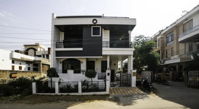 OYO Home 19921 Cosy 3BHK, Забронировать Отель Отели штата Раджастхана 3 звезды, 3*