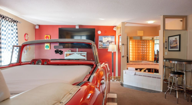 Люкс Express Suites Riverport Inn & Suites