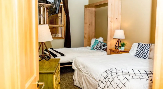 Arapahoe Lodge #8102 - 1 Br Condo