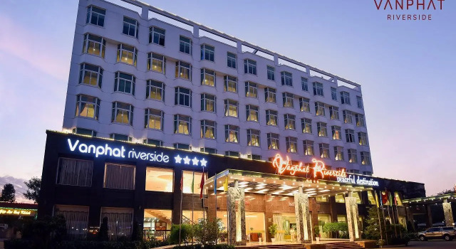 Двухместный номер Superior Van Phat Riverside Hotel