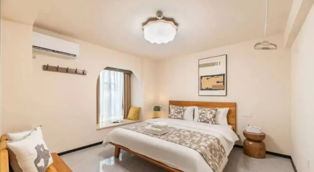 Люкс Deluxe Дуплекс с 6 комнатами Guangzhou He She Art Apartment