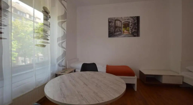 Apartment Ostendplatz