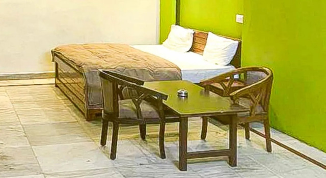 Hotel Vintage by Wb Inn, Забронировать Отель Отели Нью-Дели с завтраком, Завтраки