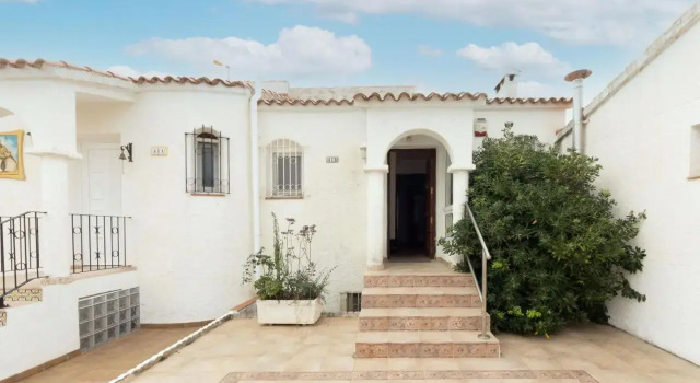 Holiday Home Vita - PEA128