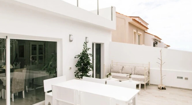 Villa;The White Pearl: Exclusive Villa, Book Villa Hotels in Tenerife with Parking, Parking