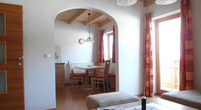 Haus zur Mühle, Rezerwuj Hotel Hotele w Tyrol z parkingiem, Parking