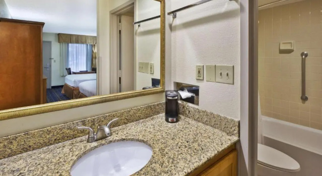 Номер Standard Best Western Dulles Airport Inn