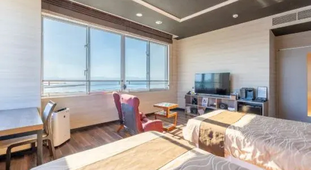 Люкс LiVEMAX RESORT Sakurajima Sea Front