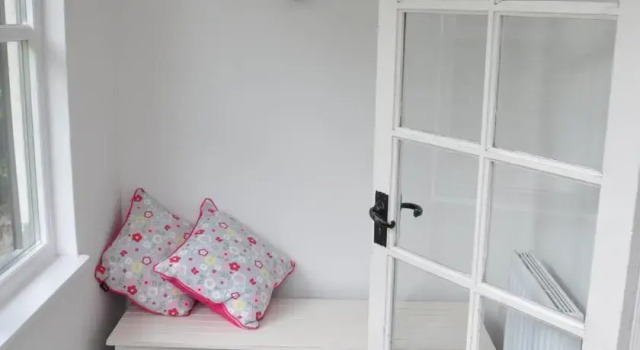 Marsh Cottage, Varaa Lomakoti Mökit kohteessa Merseyside, Mökki