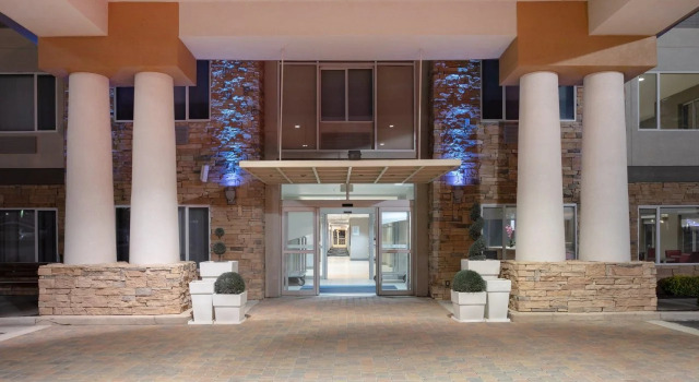 Holiday Inn Express & Suites Tucumcari by IHG, Buchen Sie Hotel Tucumcari New Mexico