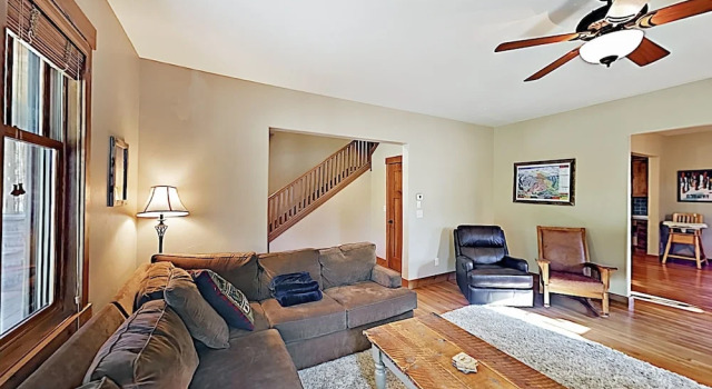 New Listing! Modern Mountain W/ Hot Tub 4 Bedroom Cottage, Book Feriehus Fraser Winter Park - Fraser