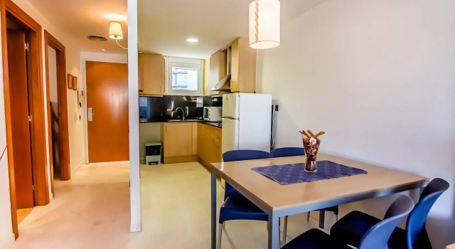 Apartamentos S'abanell Central Park