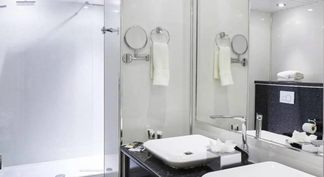 Люкс Mercure St Helens
