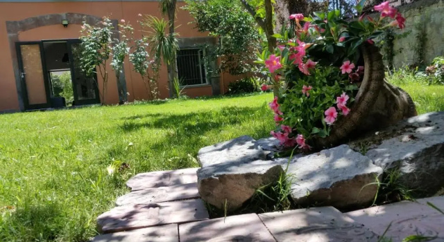 Vesuvius Gardens - Fagianeria Borbonica Relais, Prenota Bed & breakfast Hotel a Portici con parcheggio, Parcheggio